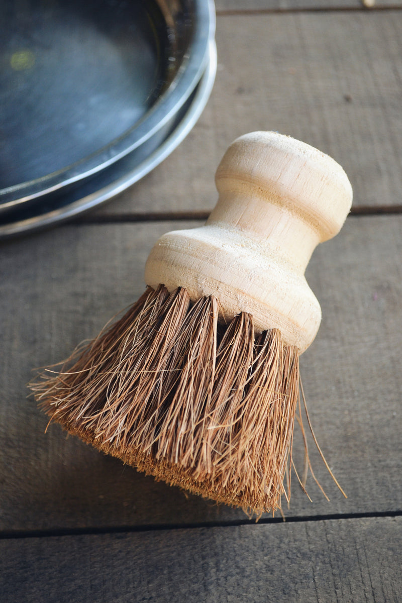 Almitra Sustainables Coconut Fiber Pan and Pot Scrubber