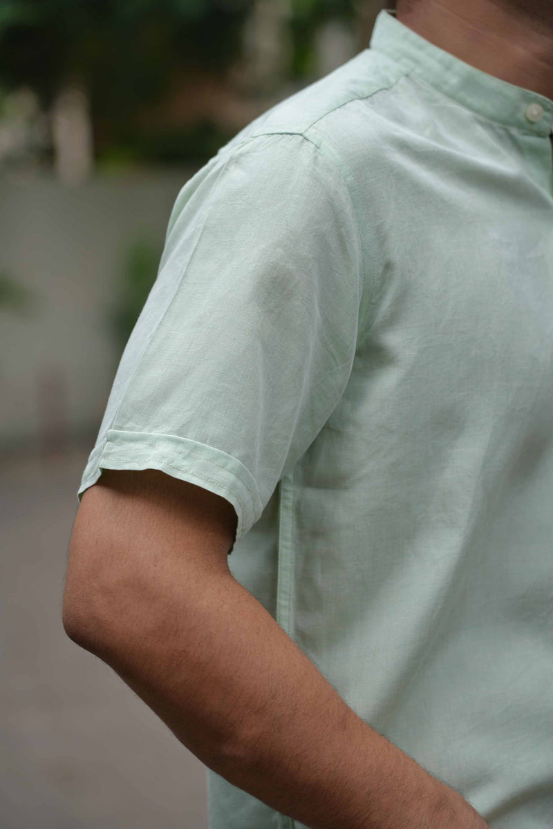 Earthy Route Half Sleeve Mandarin Collar Shirt in TENCEL™ Lyocell Linen | Fresh Green