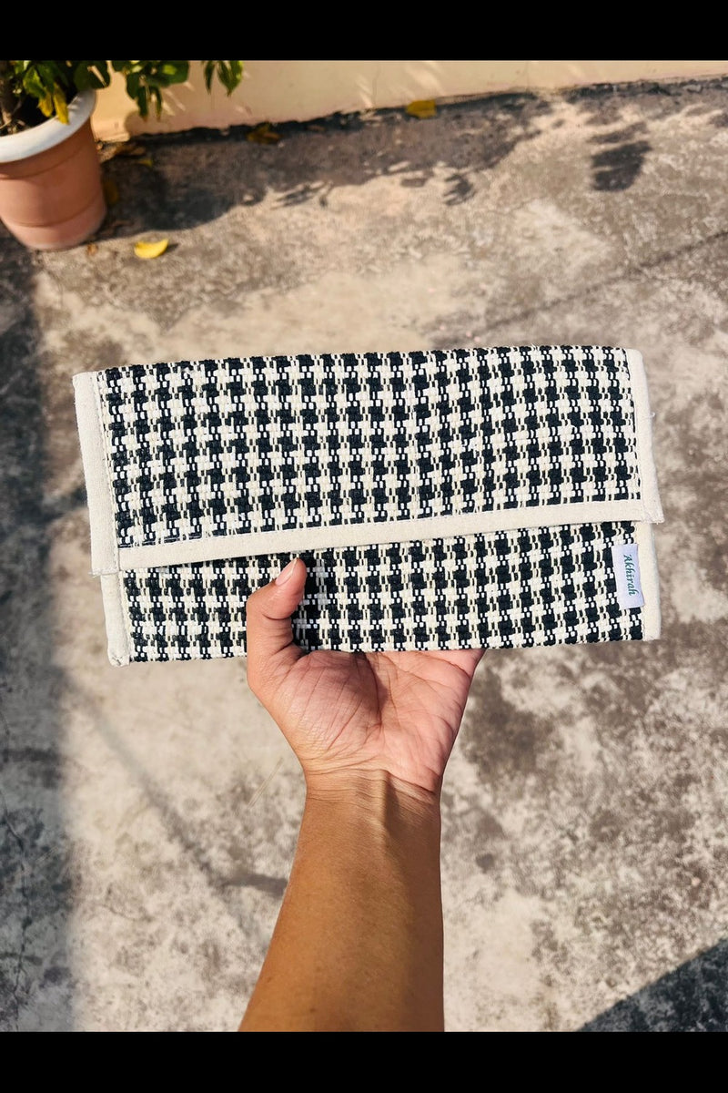 Akhirah Eco Akhirah Clutch