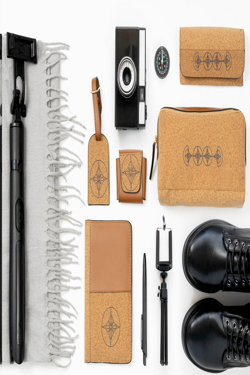 Vegan Leather The Basil Holiday Travel Set - Tan