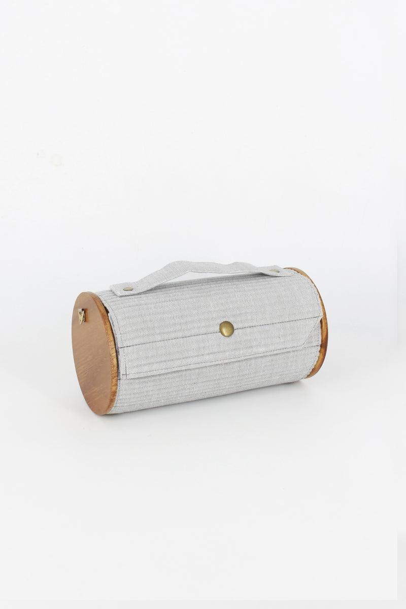 Lukka Chuppi Fog Round Clutch - Single Sleeve