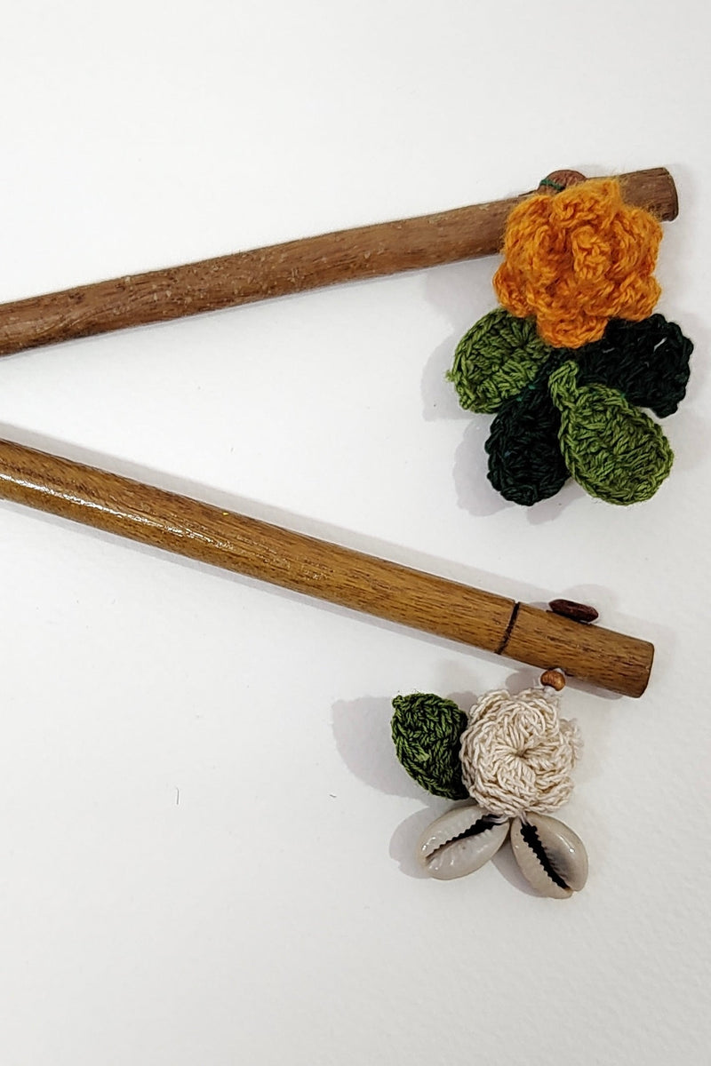 Set of Tangerine and Ecru Marigolds Hair Stick