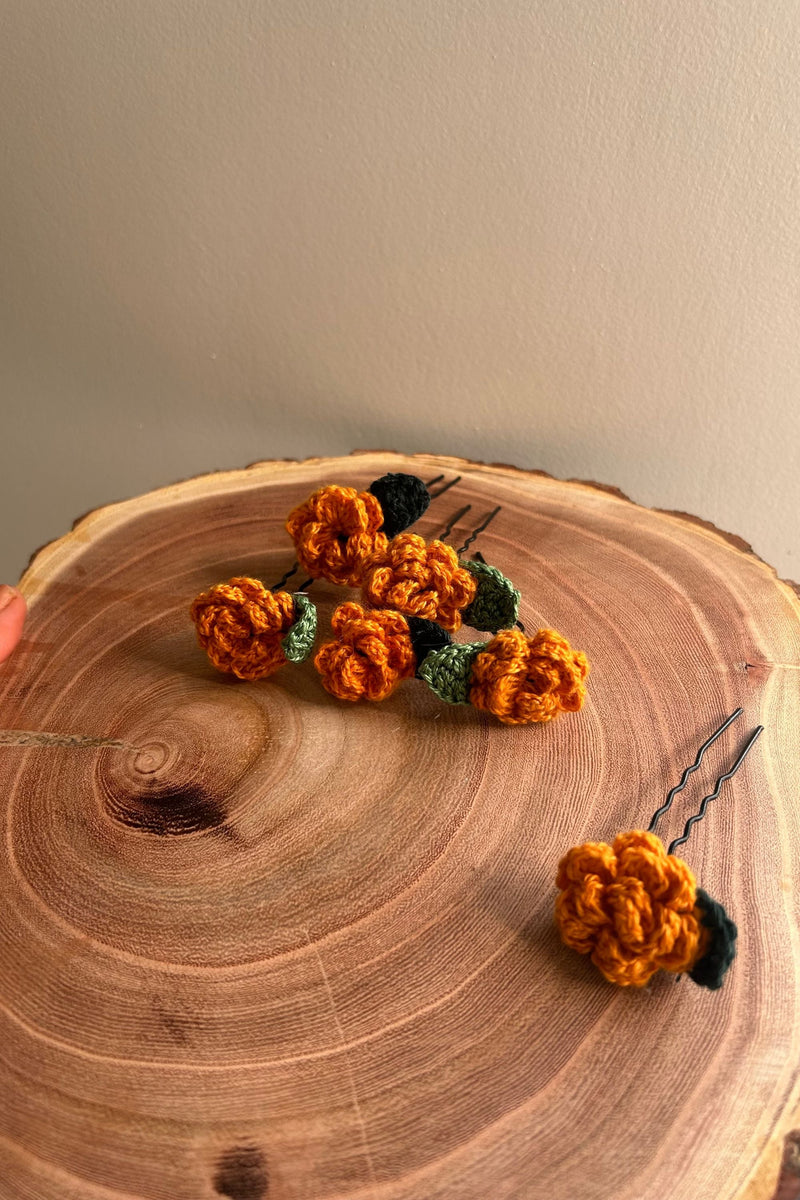 Marigold Crochet Hairpins(set of 4)