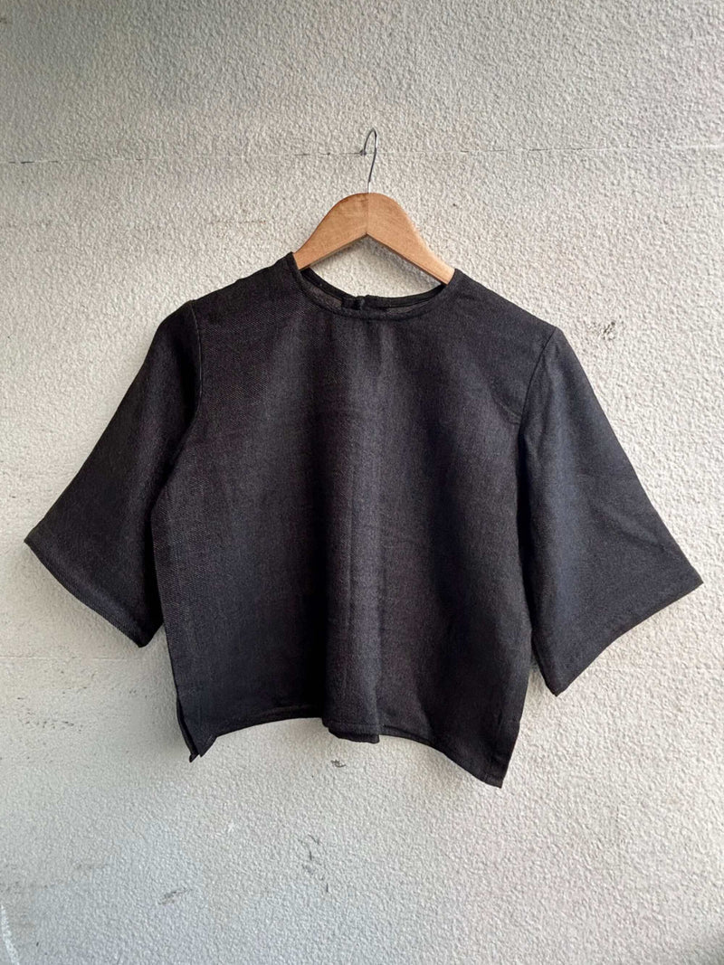 With N. Merino Box Top - Brownish Black