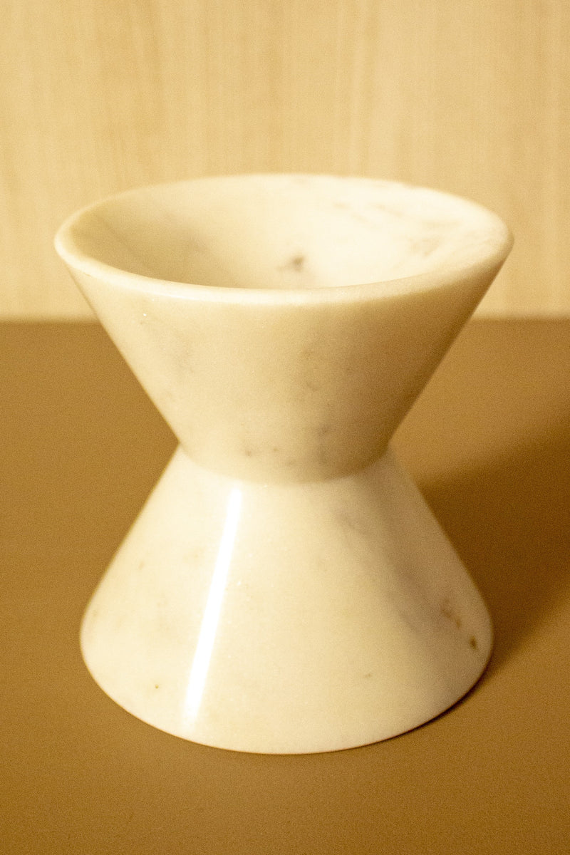 Byora White Dumroo Vase