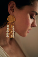 Studio Kassa Shelly Dangler