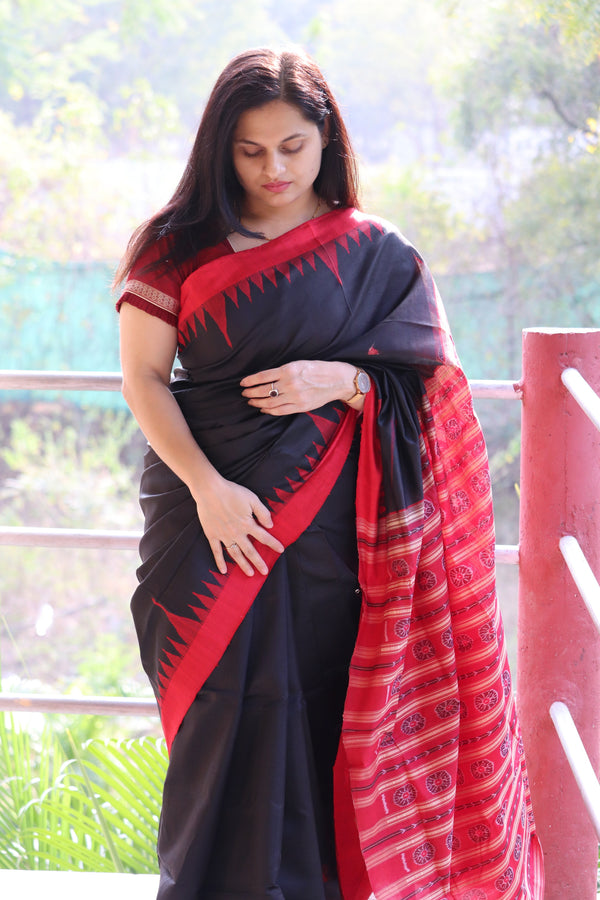 Earthyweaves Women's Black & Red Sambalpuri Tussar Silk Saree