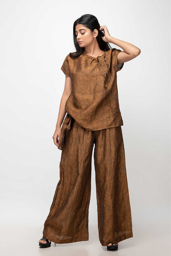 Sepia Stories Tagust Linen Top in Brown