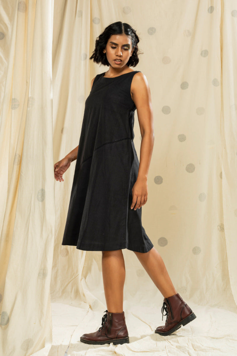 Thread Game Hand Woven - Black Spaghetti Knee Length Dress