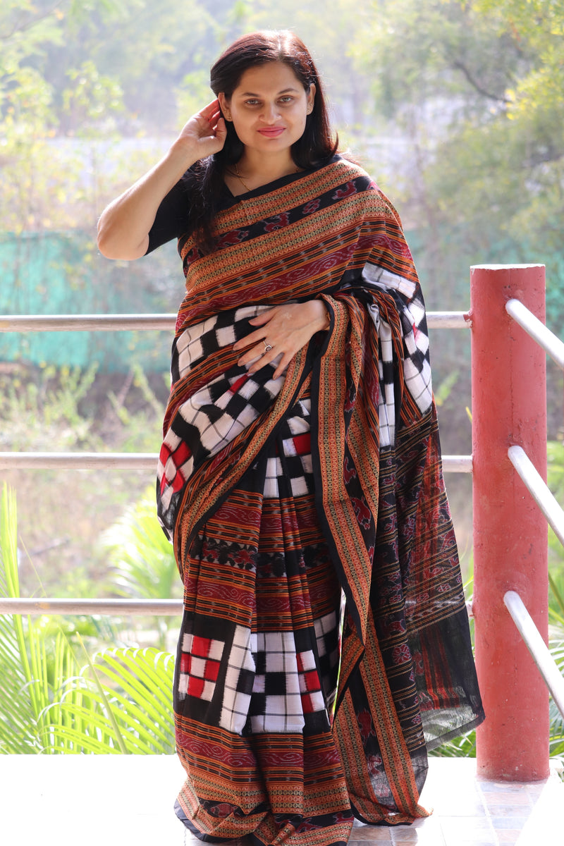 Earthyweaves Women's White, Black & Red Sambalpuri Cotton Saree
