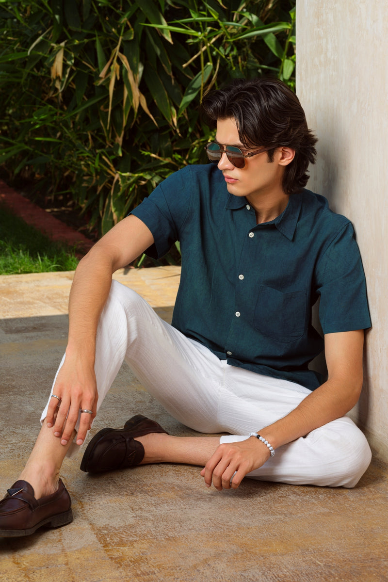 Vasudhaa Vastrram Nitya - Men's Natural dyed Organic Linen and Bamboo Green Half Sleeve Shirt