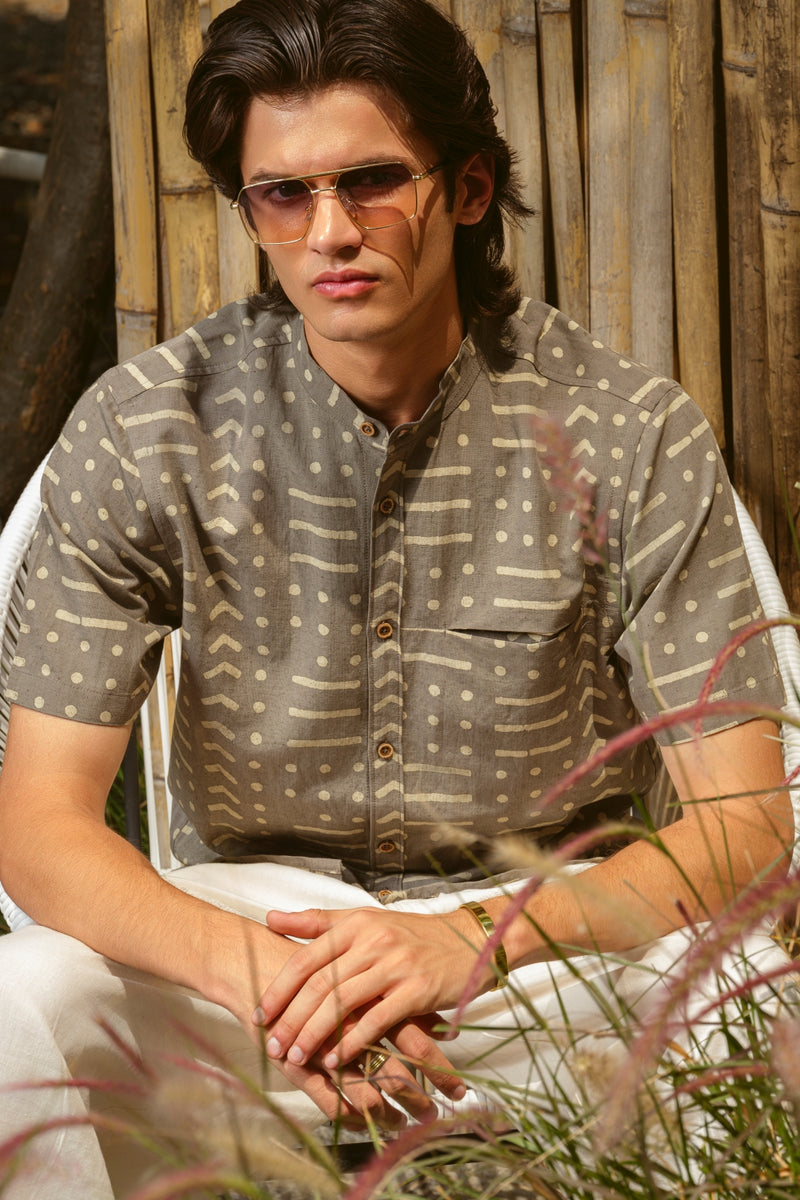 Vasudhaa Vastrram Sajjayen - Men's Organic Dabu Block Print Linen and Bamboo Grey Half Sleeve Shirt
