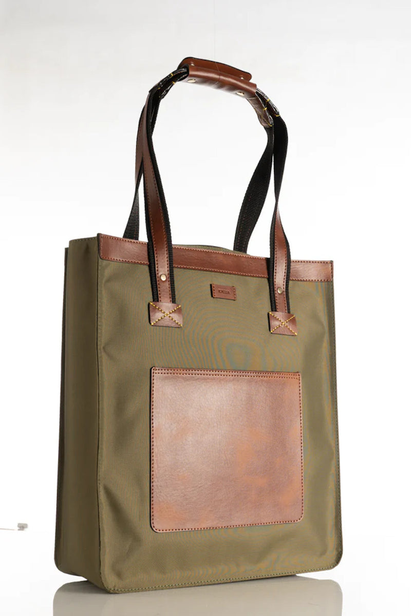 Studio Kassa Shoppers Tote