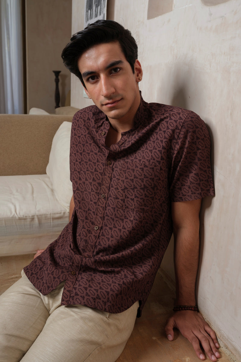 Vasudhaa Vastrram Tusht - Men's Russett Organic Block Printed Linen and Bamboo Brown Half Sleeve Shirt