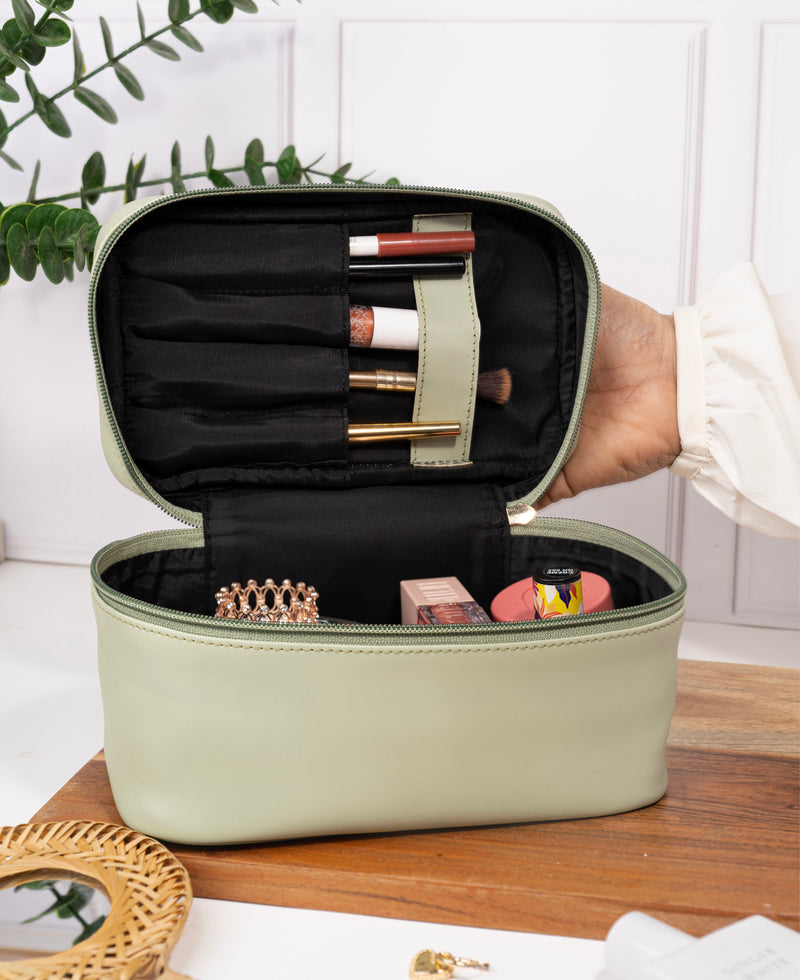 Whitefire Vegan Leather Vanity Case in Cool Mint