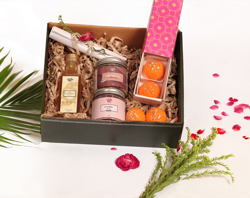 WALK IN THE MOUNTAINS - GIFT HAMPER