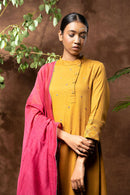 Taraasi Women's Mustard Cotton Silk Thread Hand Embroidery Work Kurta