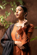 Taraasi Women's Rust And Black Handloom Chanderi Silk Intricate Floral Embroidery Kurta (Set Of 3)