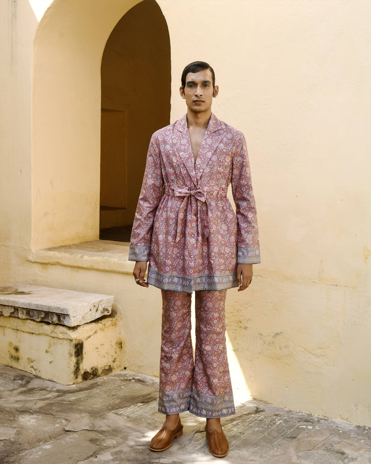 Kurta Pajama Bell Bottom Pyjamas Alaya Resham Blue V-Neck Kurta Set