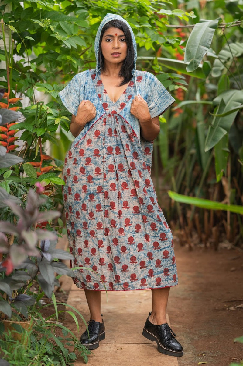 Prathaa 100% Handloom Cotton Puthai Pintucks Kaftan Dress