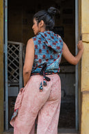 Prathaa Blue Puthai Ink Blot Bindi 100% Handloom Cotton Blouse