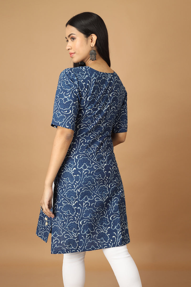 Tamaksh Women's Indigo Cotton Handblock Printed Dabu Kurta