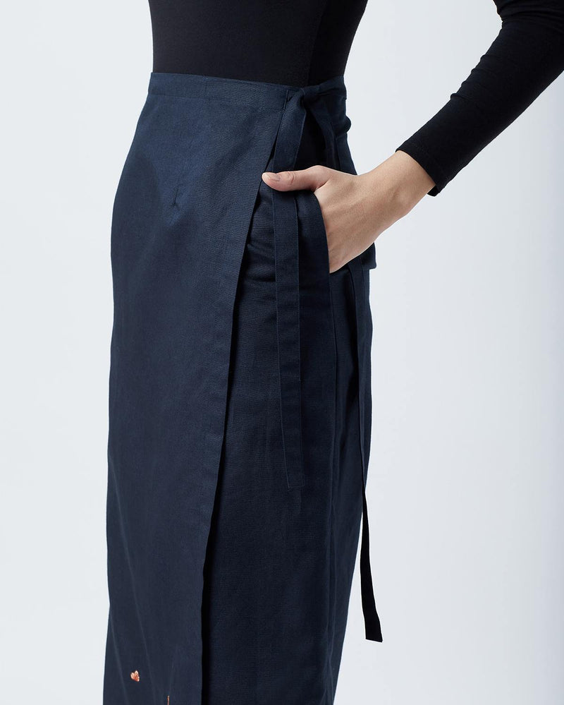 Alicia Black Skirt