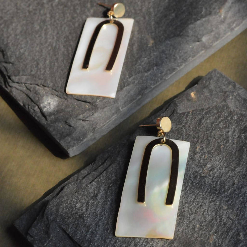 KAOAPH women's gold mother of pearl handcrafted Niccolo earrings