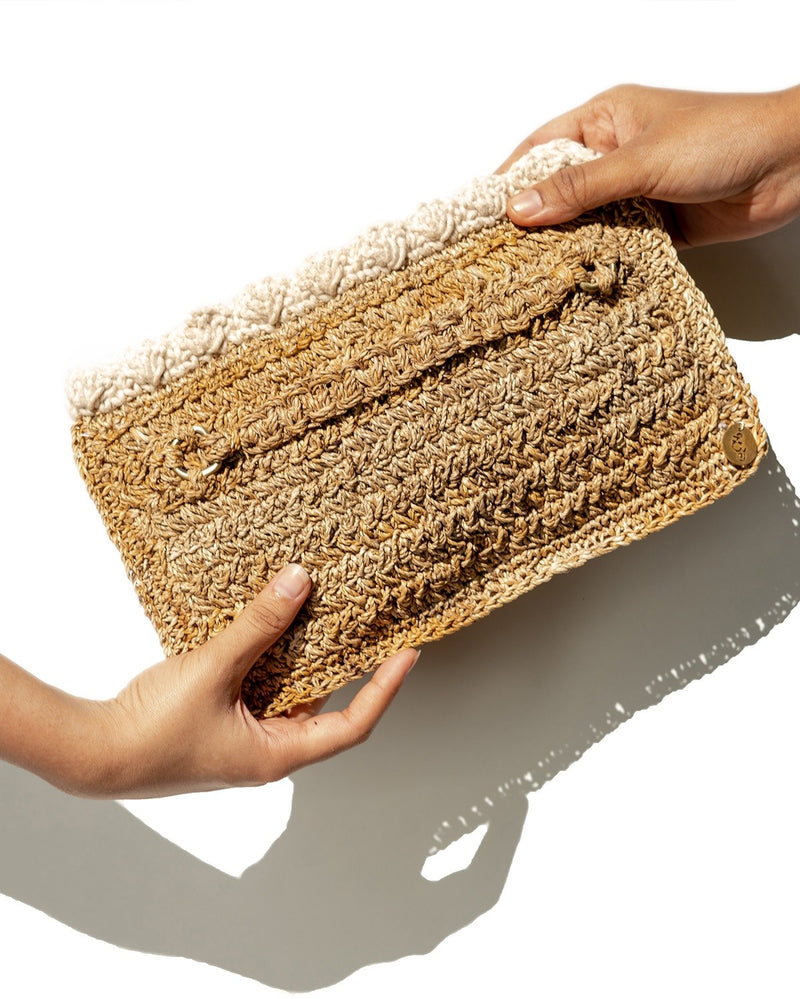 Kaiyare  Clutch with handle in Banana Fibre