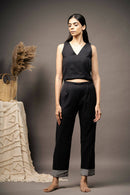 Taraasi Women's Black And White Handwoven Cotton Crop Top Pant And The Panelled Shrug Dress