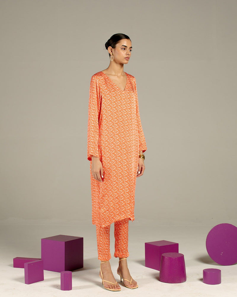 Studio Rigu  Ella Kurta with Pants in Vegan Silk