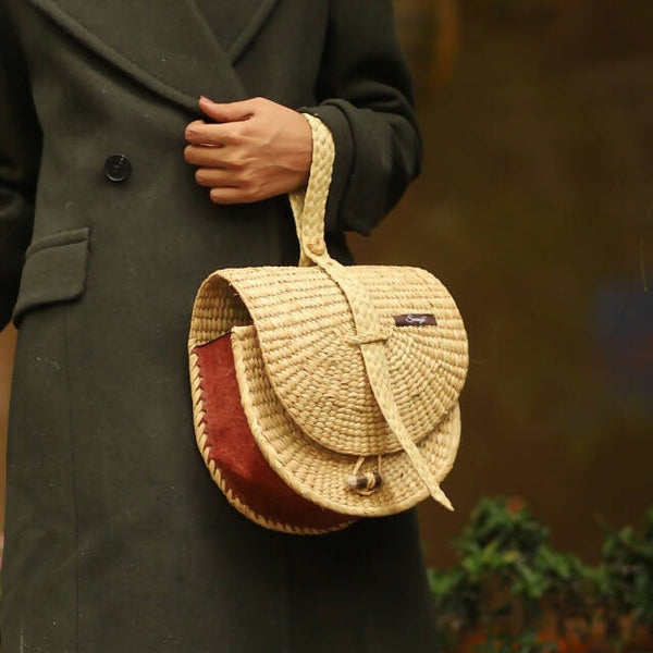 Saanjh Handcrafted Straw Viking Purse