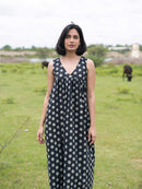 Vanaras Organic Cotton Audrey Sleeveless Maxi Dress