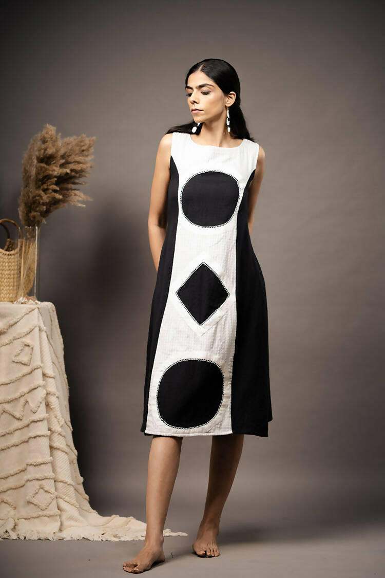 Taraasi Women's Black And White Handwoven Cotton Appliqué Work On Basic Fabric Using Buttonhole Stitch Dress