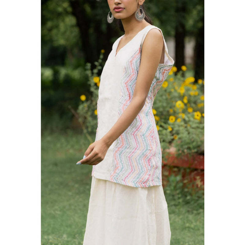 AC By Aratrika Chauhan 100% Organic Handloom Embroidered Kurti-Skirt