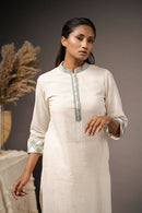 Taraasi Women's Ivory Organic Cotton Straight Cut Kurta