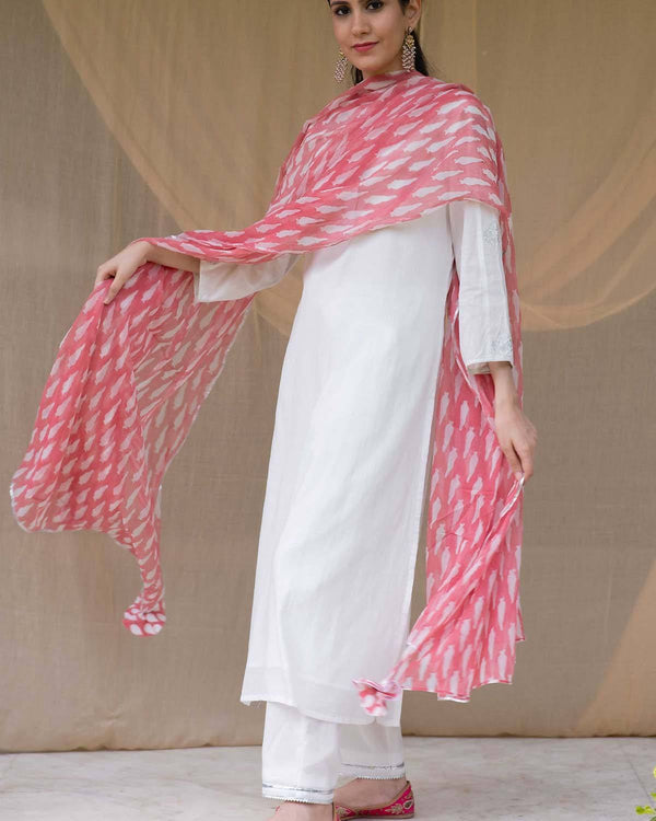 Kapraaha  White Cotton Nour Set With Crimson Dupatta