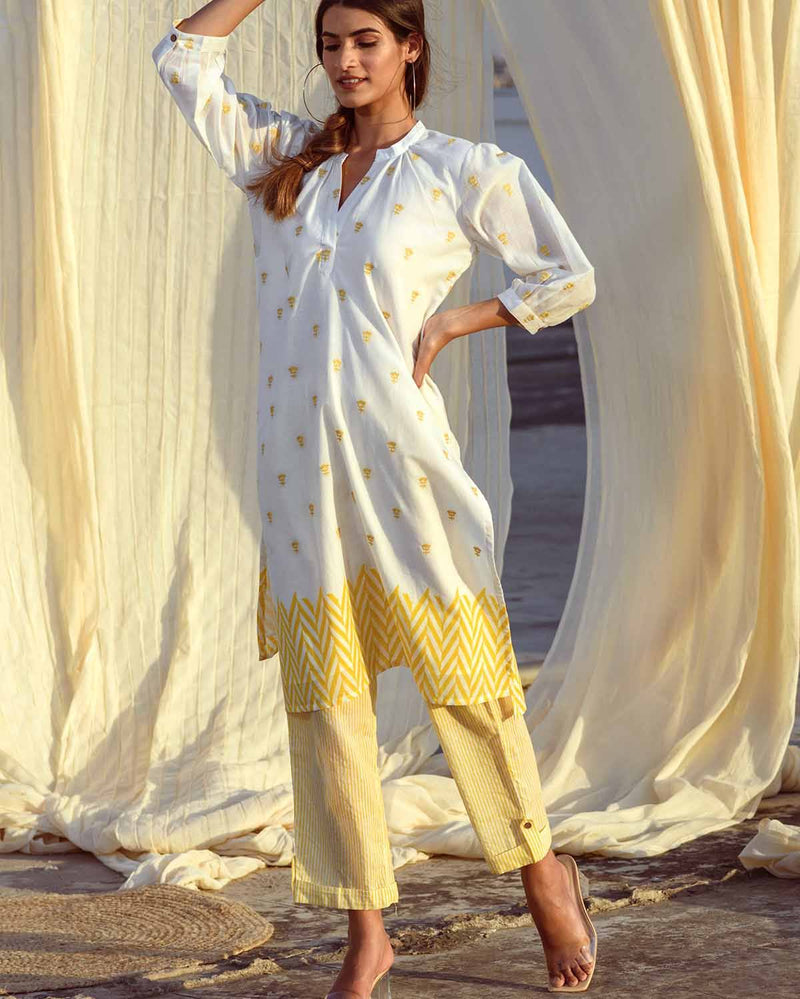 Kapraaha  Yellow Embroidered Cotton Tunic Set